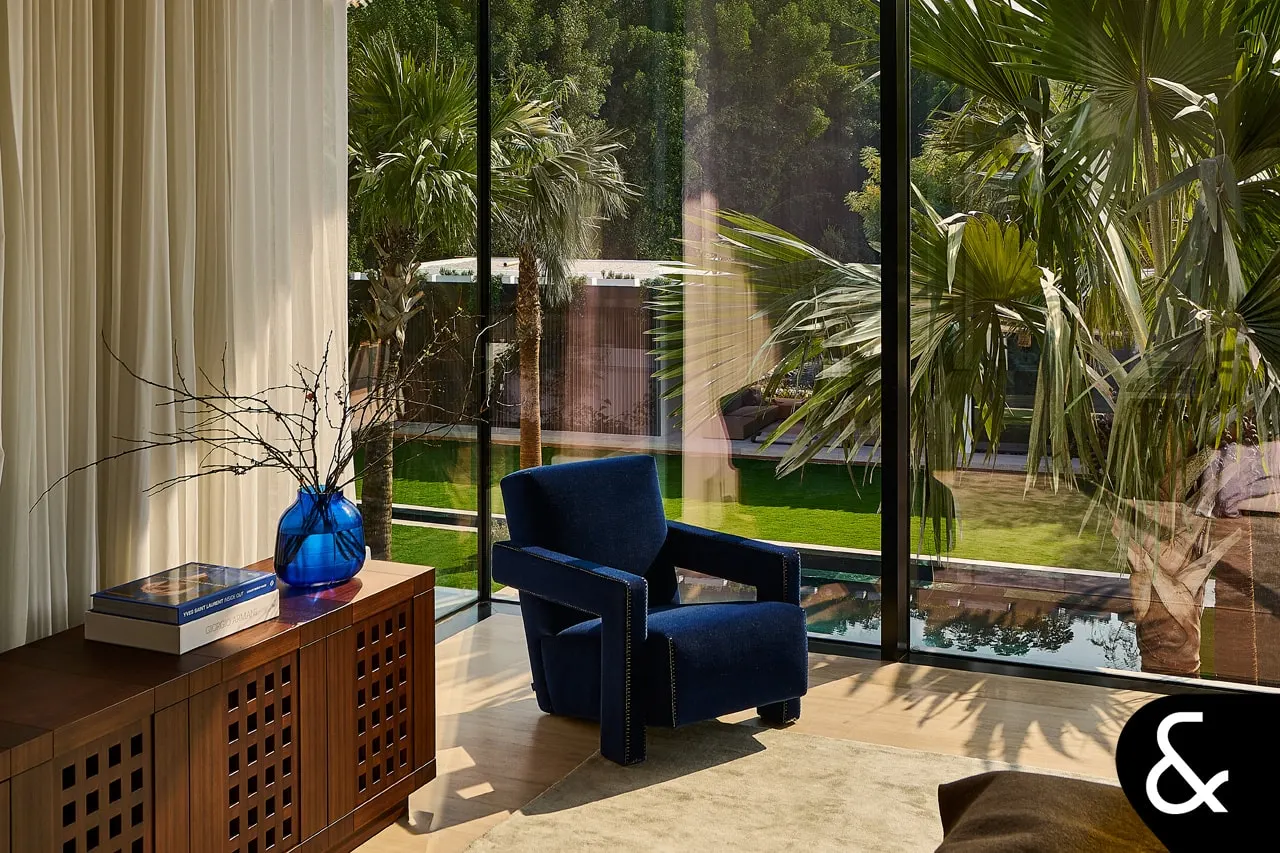 Living Room, listing photo of 5 bed villa for sale in The Collection, Al Barari